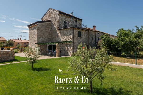 photo 12 Istria, Umag, authentic Istrian stone house 260 m², surrounded by greenery, 1349 m² garden